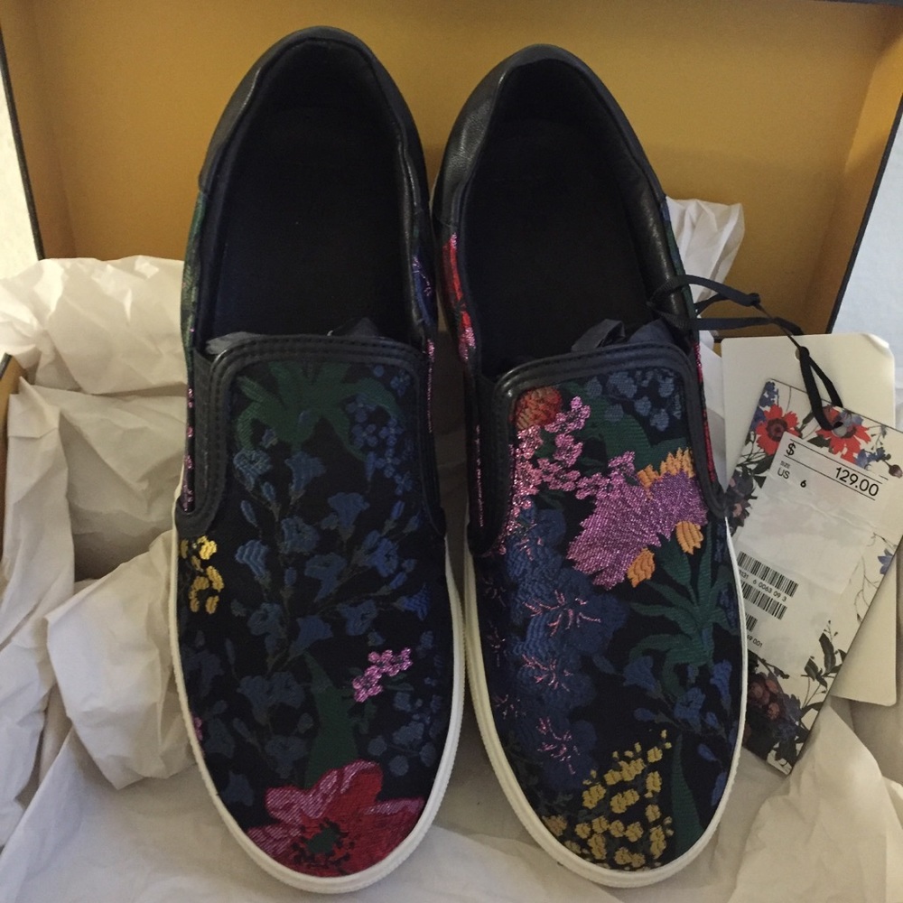 H&M Erdem Flats - Picture 4 of 8